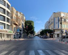Not a soul on the streets for Yom Kippur in Tel Aviv