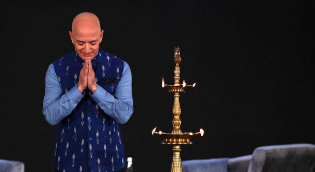 America’s rich and powerful will believe anything