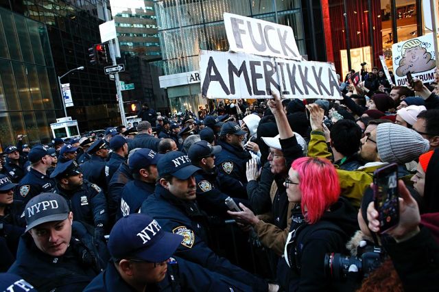 Could Russian race-baiting tear the US apart?