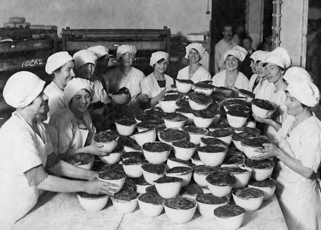 They don't make them like they did in 1925. Credit: Ullstein Bild/Getty