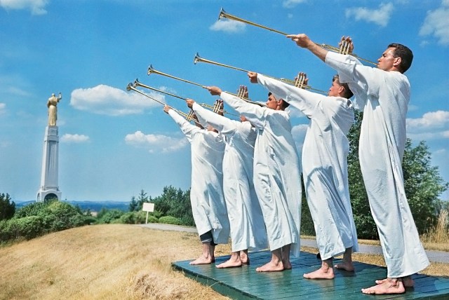Mormons blowing. Credit: Getty. 