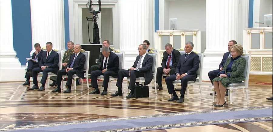 Putin's cabinet present at the emergency Security Council meeting