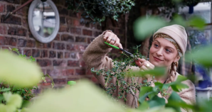 The Guardian tries to cancel gardening