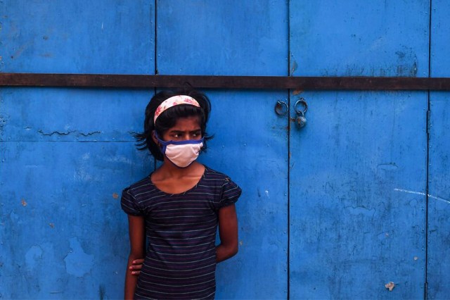 'I have to keep working' (DIBYANGSHU SARKAR/AFP via Getty Images)