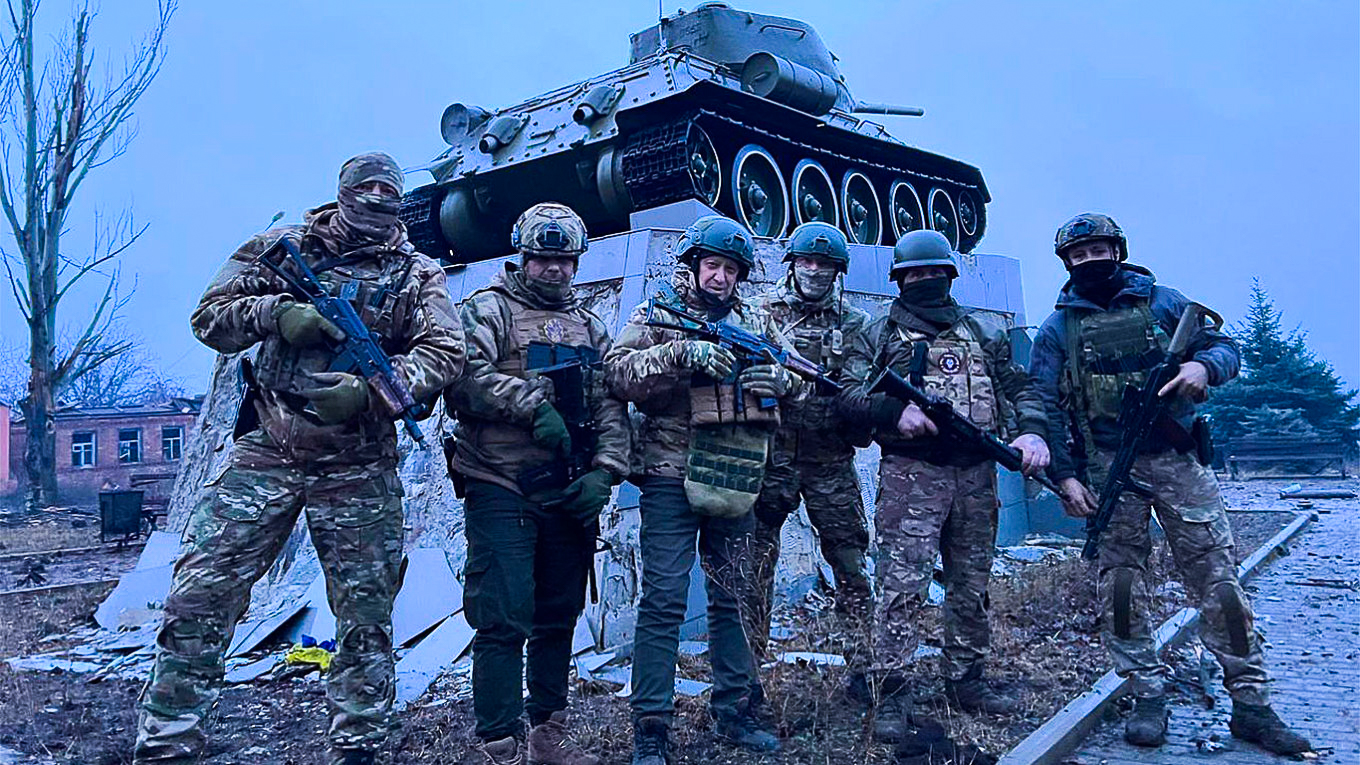 Yevgeny Prigozhin with Wagner Group forces. Source: Telegram
