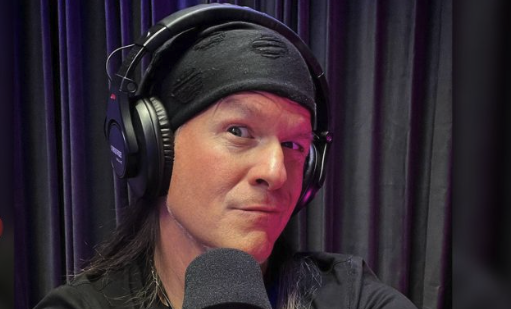 Manosphere commentator Rollo Tomassi called on his followers to get vasectomies 