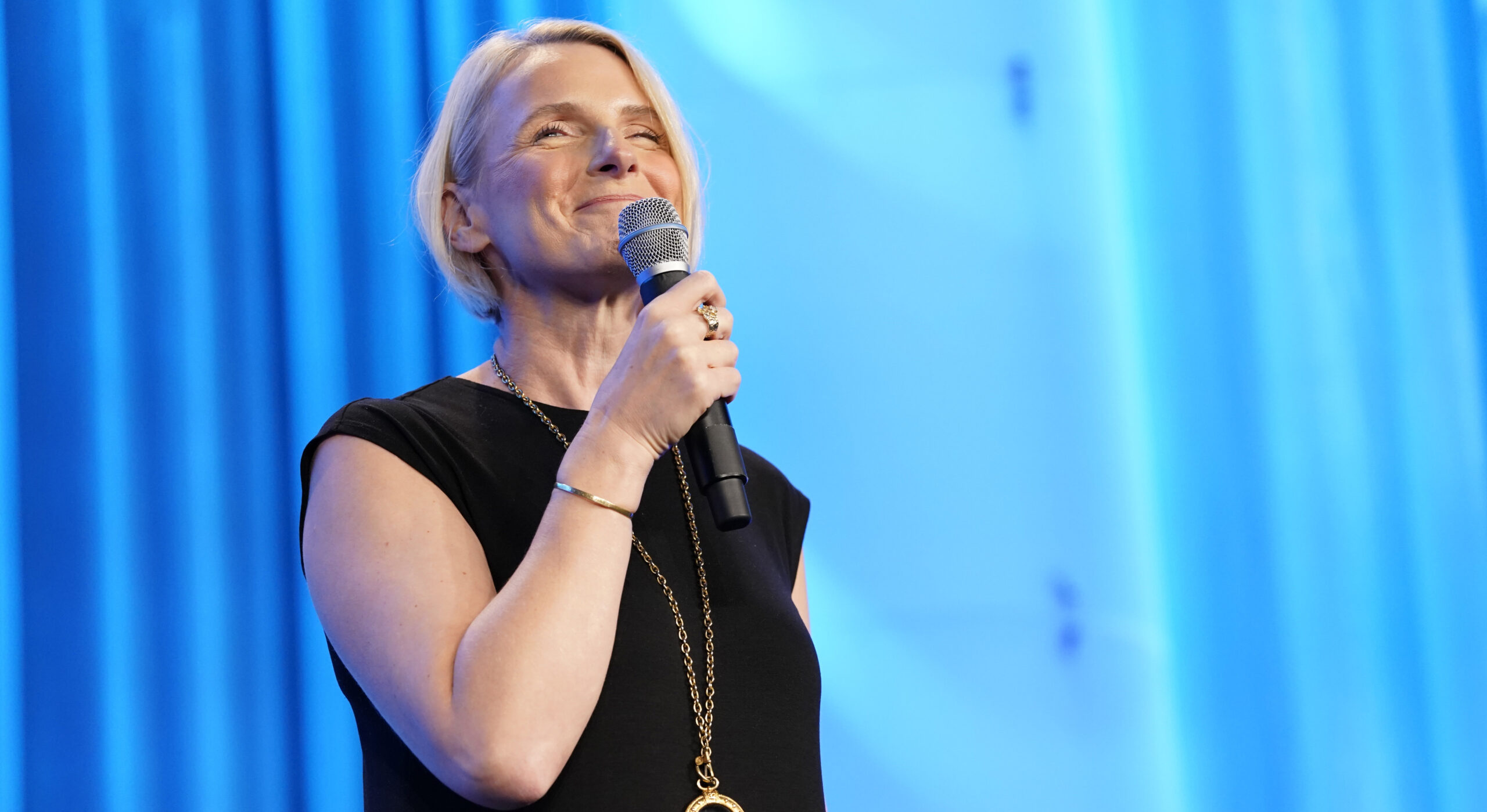 Elizabeth Gilbert has decided to pull her latest book 'The Snow Forest'. Credit: Getty 