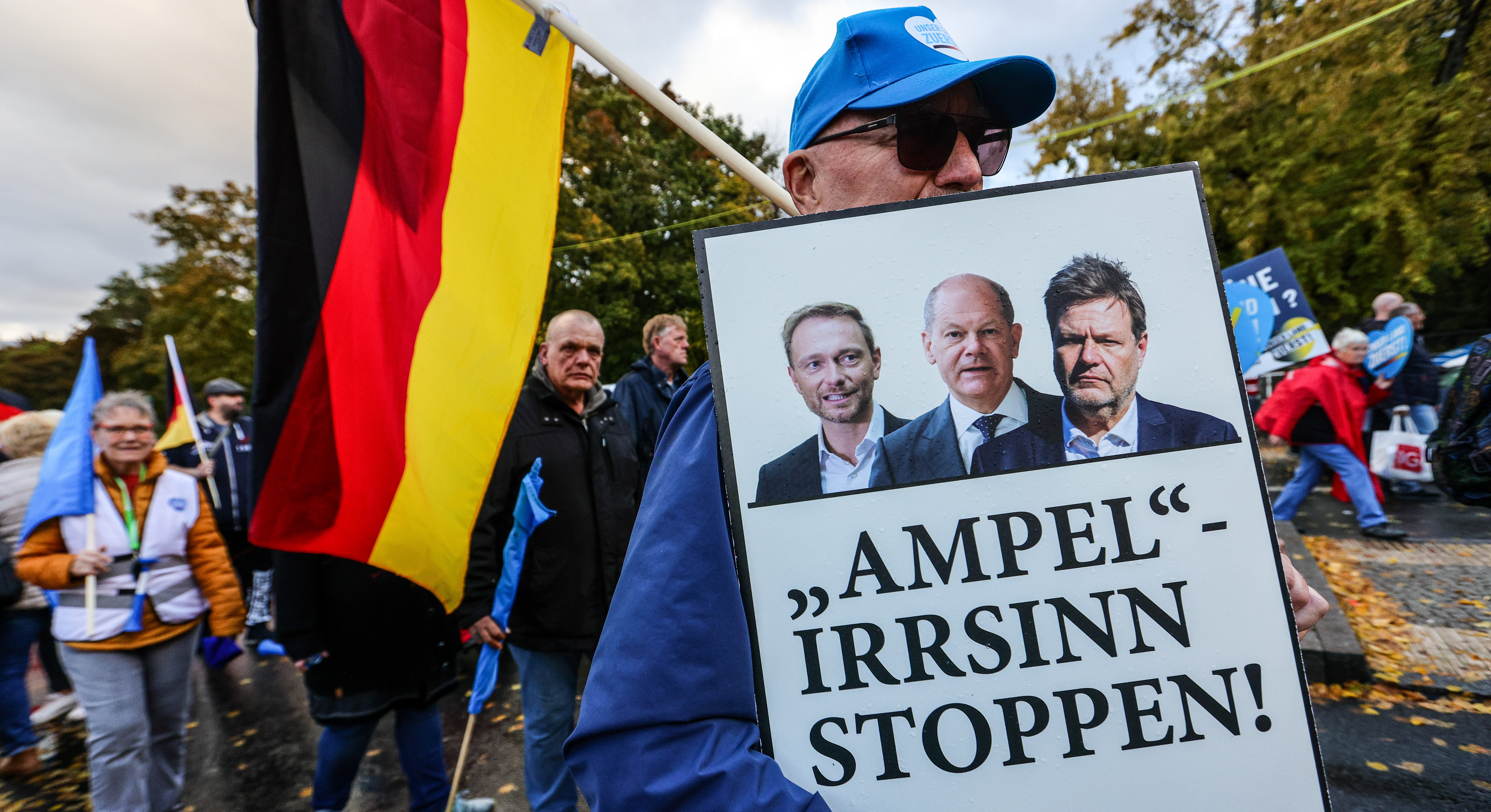 An AfD supporter protests against Germany's coalition government and rising energy costs. Credit: Getty