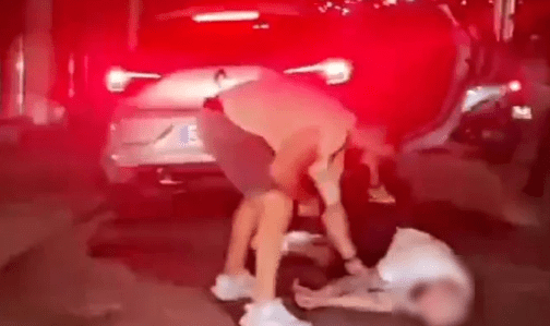 Colleagues try to help an off-duty police officer who was left unconscious. Credit: ACTU17 