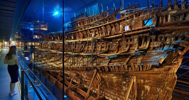 The wreck of the Mary Rose at the museum in Portsmouth. Credit: Hufton + Crow