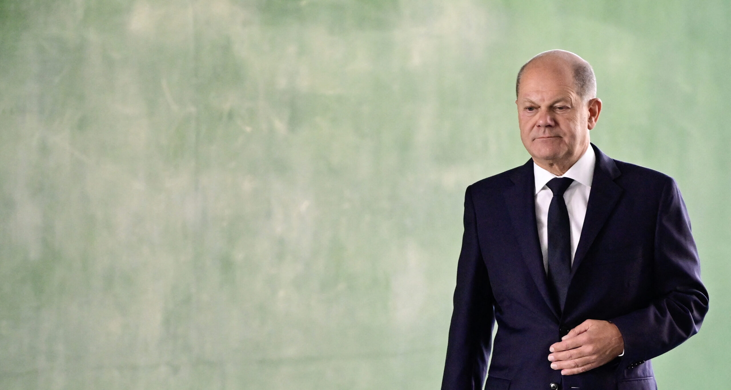 37% of Germans support Olaf Scholz's government. Credit: Getty