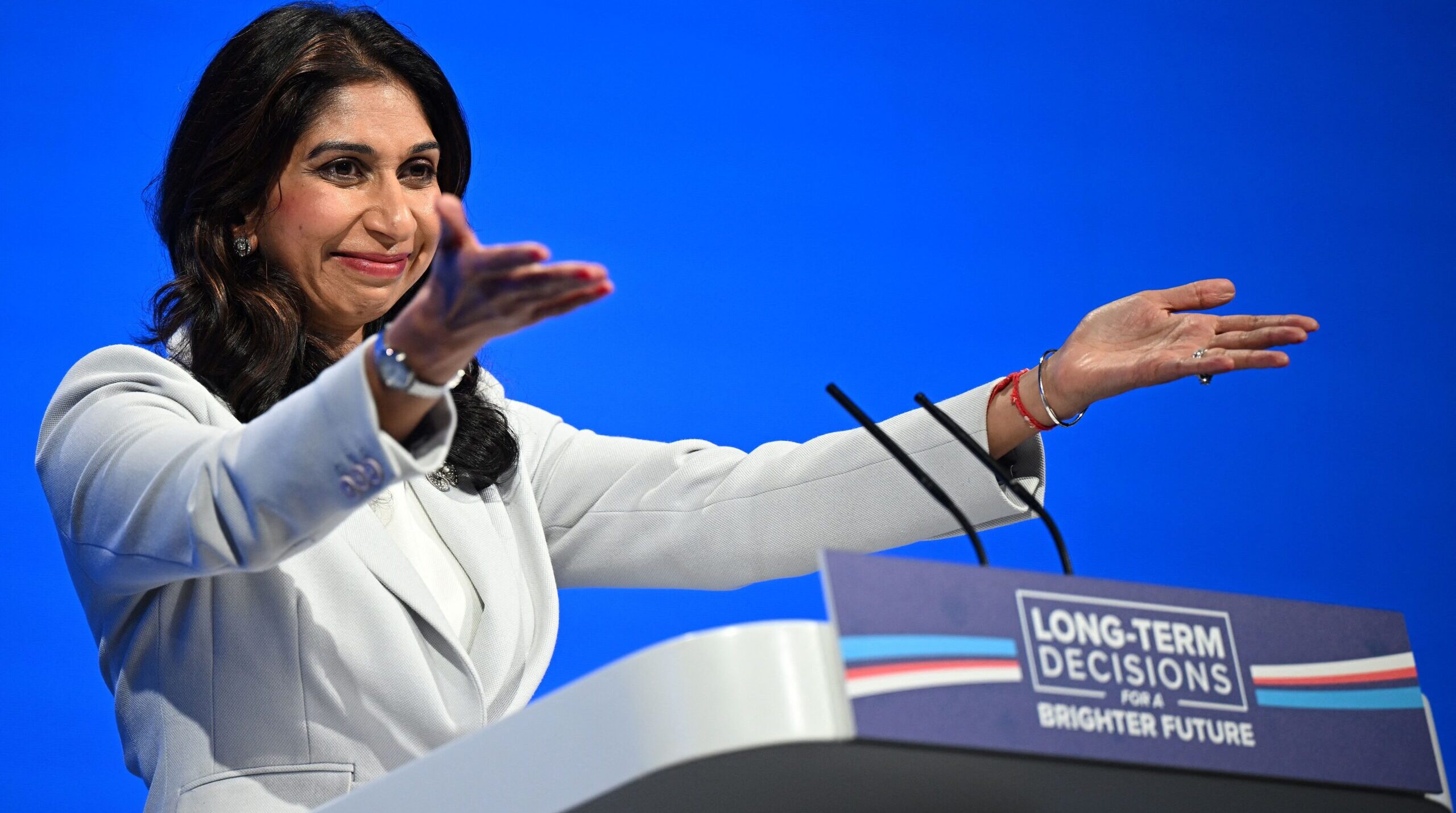 Leave and 2019 Tory voters are more likely to support the sacking of Suella Braverman. Credit: Getty