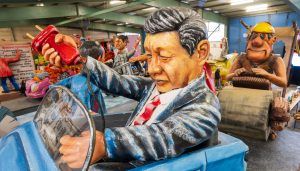 China dominates the West in electric cars market