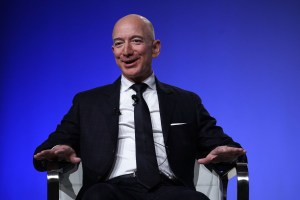 Jeff Bezos deserves credit for Washington Post intervention