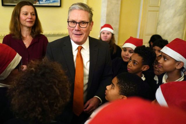 Nobody believes the centrist fantasy