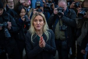 Kim Leadbeater is shielding the assisted dying bill from scrutiny