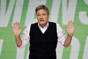 German Left on verge of collapse as election nears