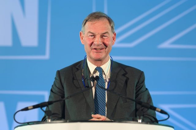 Lowe has positioned himself to the Right of the equally tweedy Farage. Credit: Getty