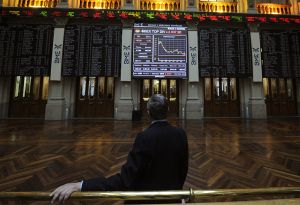 Debt spiral risks triggering global financial crisis